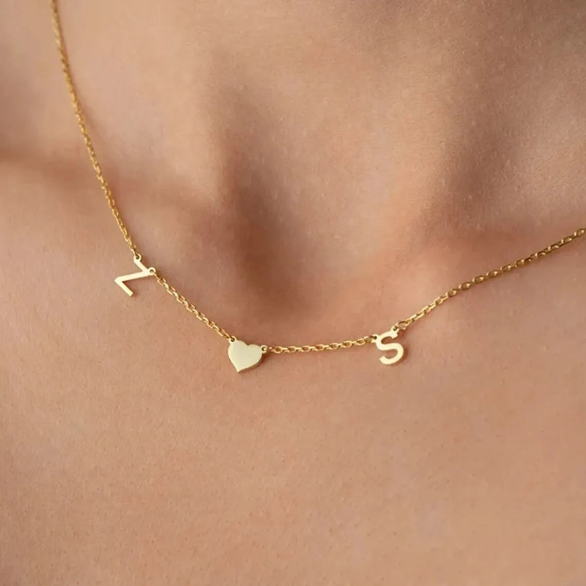 Custom Letter Necklace - Heart Initial Necklace Gold Color - Personalized Jewelry for Moms - Perfect Mother's Day & Christmas Gift