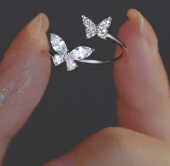 Butterfly ring Adjustable