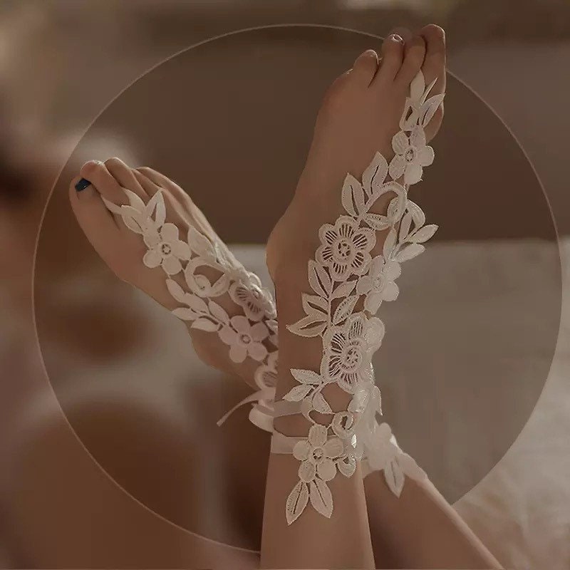 White lace barefoot sandals, Crochet barefoot sandals, beach bridal barefoot sandals, boho sandals , bottomless lace sandals