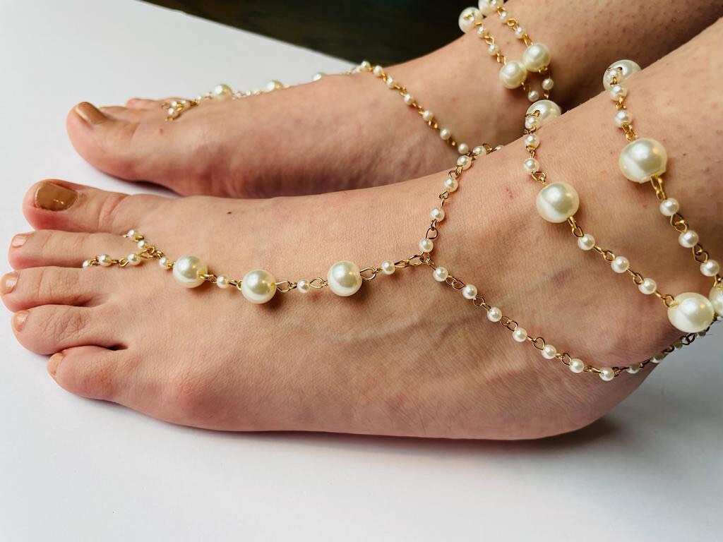 Pearl barefoot sandals, barefoot sandals for bridal, bottomless sandals, boho wedding accessories, barefoot sandals