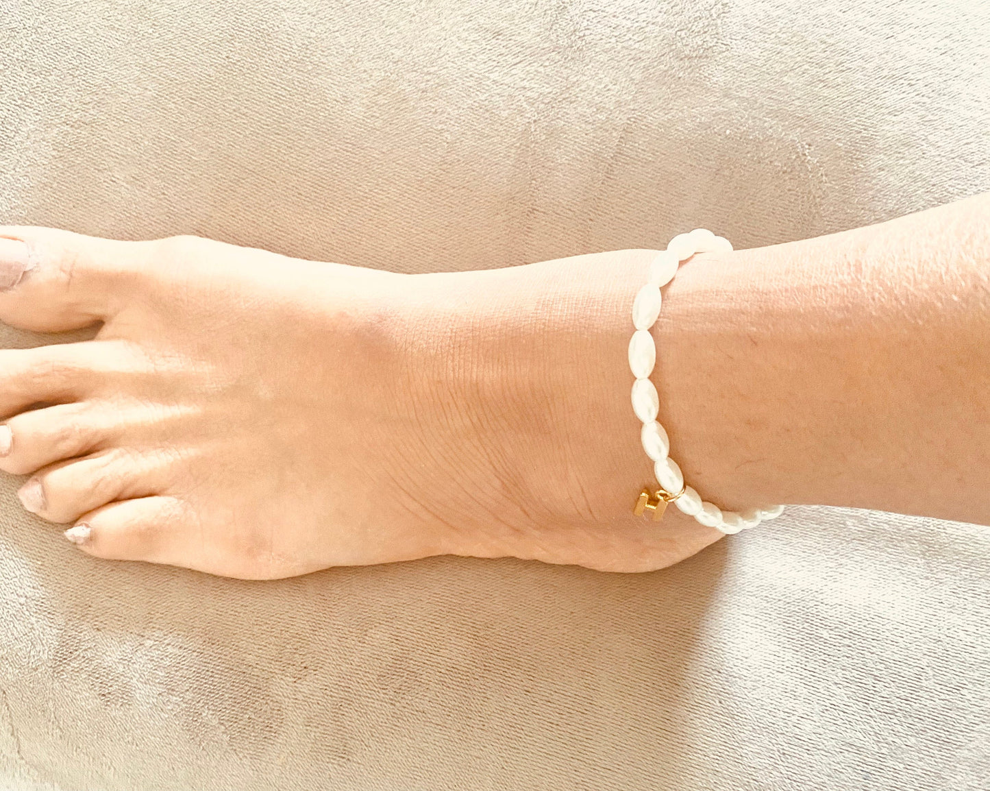 Pearl anklet, custom anklet for women, anklet with initial