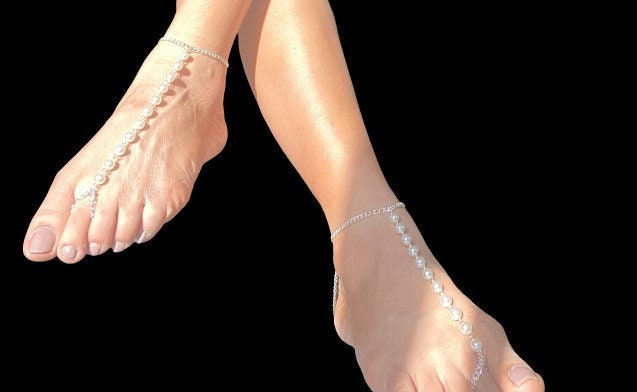 Pearl barefoot sandals for wedding foot jewelry beach bride barefoot sandals