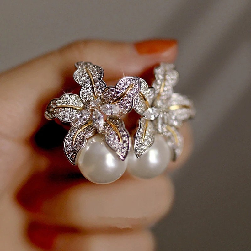 Statement Earrings with Pearls,Big stud earrings for brides Crystal earrings With pearl Big Bridal Earrings Partywear Earrings Gift for her